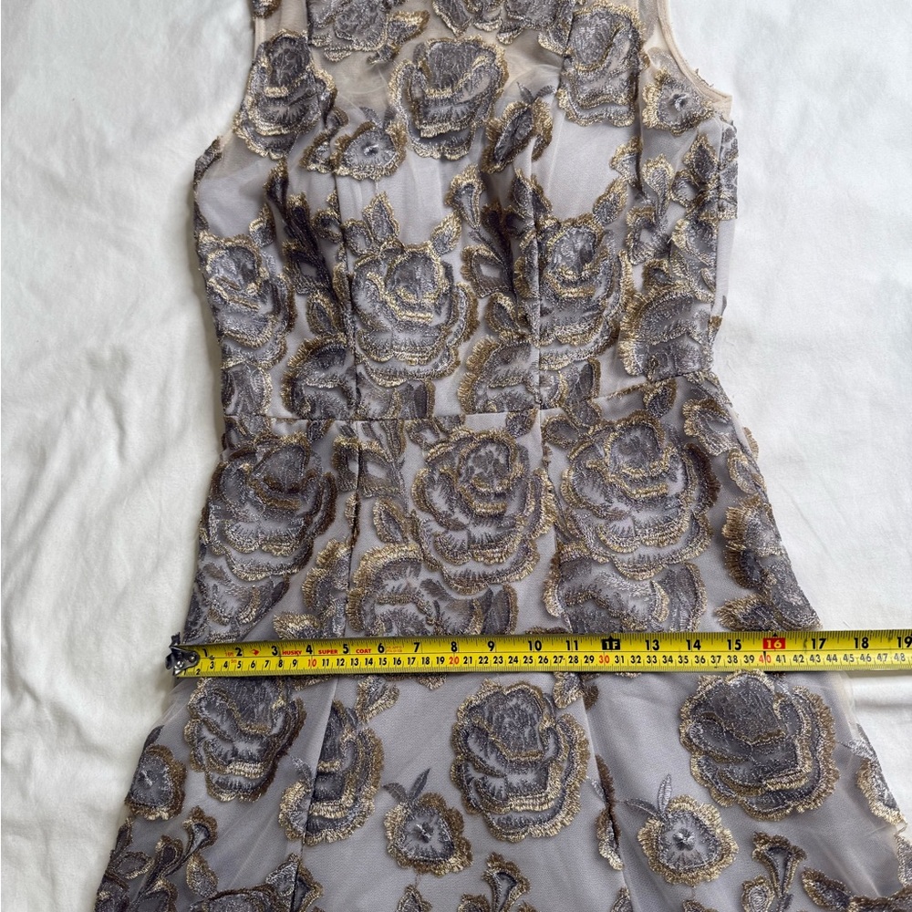 Hitherto Metallic Floral Embroidered Dress Gold Silver Fit Flare USA Made Sz 6 - Picture 12 of 13